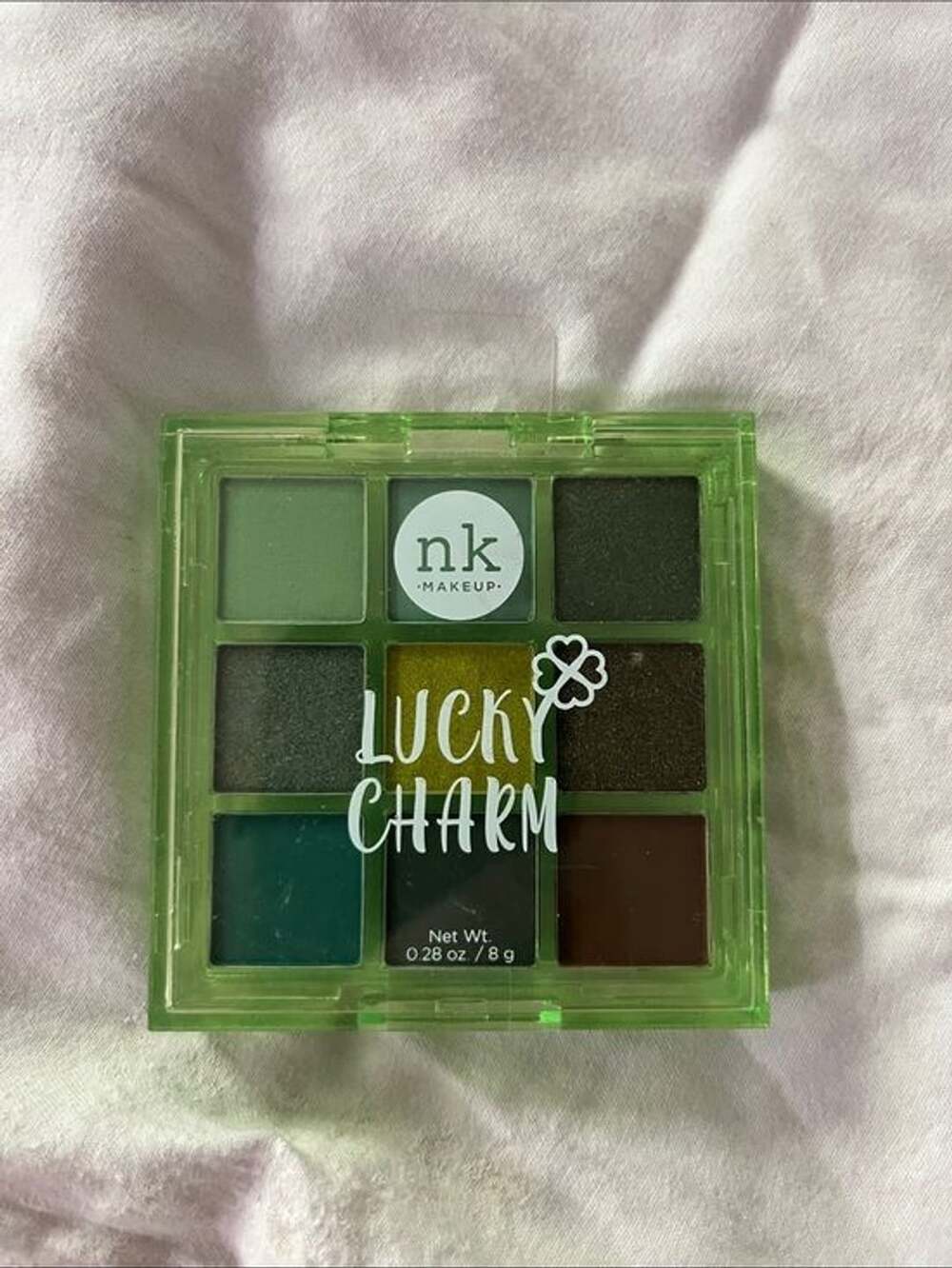Nicks K Pop Lucky Charm Green Eyeshadow Palette